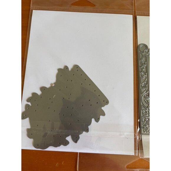 IO Stamps Metal Die Set Of 3 Uncaged Bird Wrought Iron Fence & Winter Fairy - Picture 8 of 10